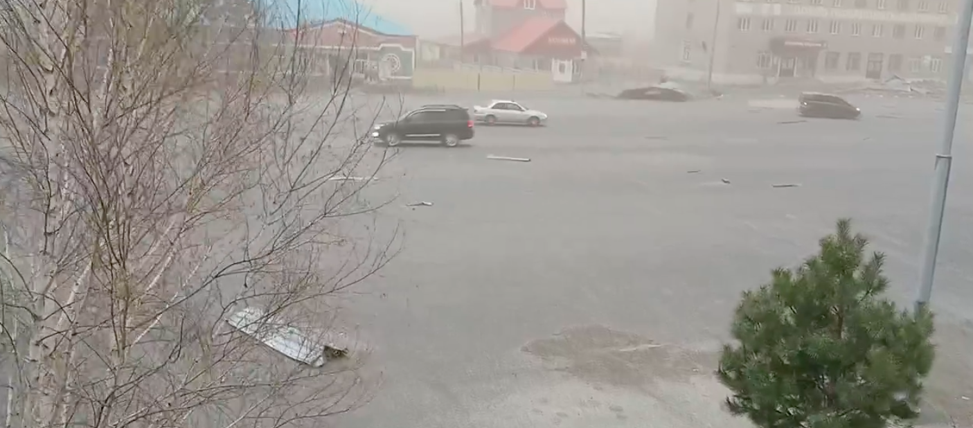 Фото Дом разрушен возле церкви. Опубликованы кадры мощного урагана в Новосибирской области 5